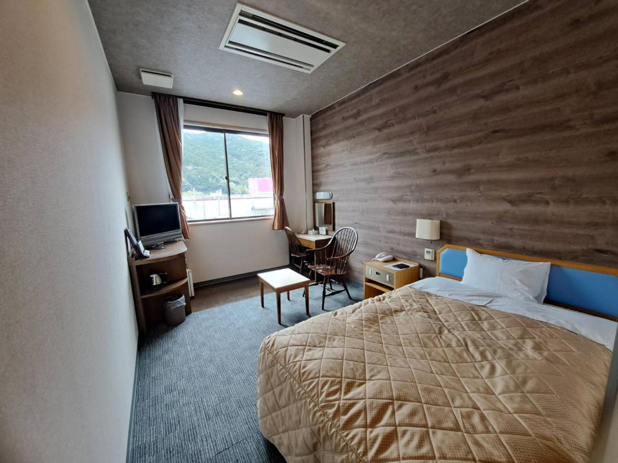 Business Hotel Kawakami Kumano Exterior photo
