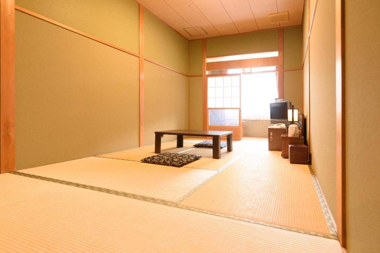 Business Hotel Kawakami Kumano Exterior photo
